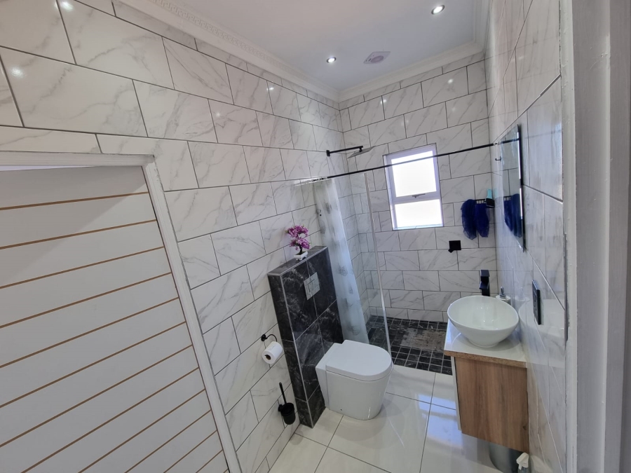 4 Bedroom Property for Sale in St Helena Views Western Cape